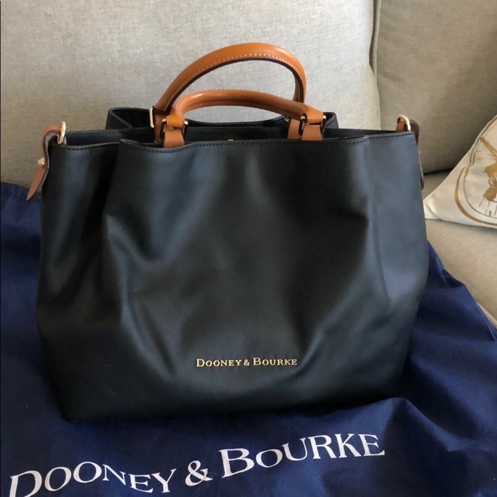 New Dooney & Bourke Large Barlow Satchel